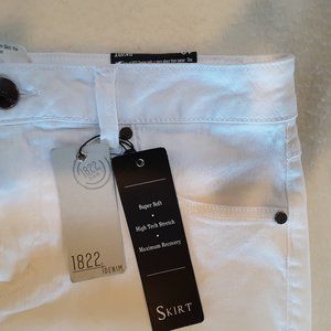 NWT 1822 Denim White denium skirt Sz 10